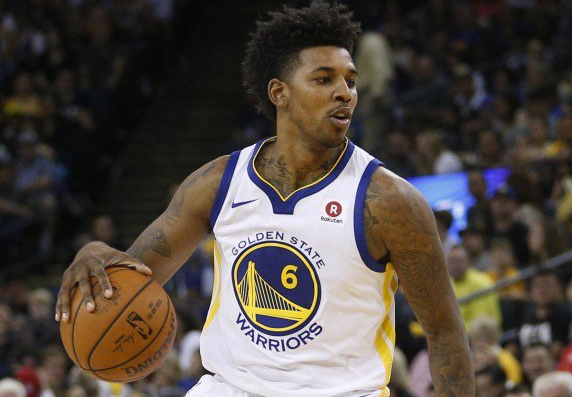 C罗：曼联的复兴必须要指望一群聪明人，就像多年前一样（C罗：曼联想重回巅峰，必须倚仗一群聪明人，如同当年）