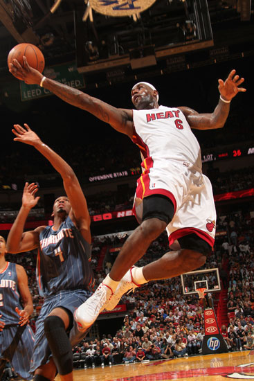 贝尔戈米展望米兰德比：米兰反击很强，国米高压策略有风险（贝尔戈米前瞻米兰德比：米兰反击锐利，国米高位压迫存隐患）